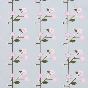 Rico Design Meterware Baumwoll-Popelin rauchblau Sakura Zweige