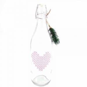 Flasche mit Herz im Stickdesign 32