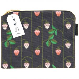 Rico Design Pouch Erdbeeren blau 17x23cm